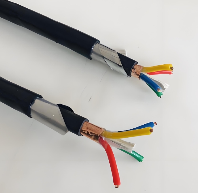 南方一線電纜分享橡套電線在新能源領(lǐng)域的應(yīng)用前景非常廣闊.jpg 南方一線電纜分享橡套電線在新能源領(lǐng)域的應(yīng)用前景非常廣闊.jpg